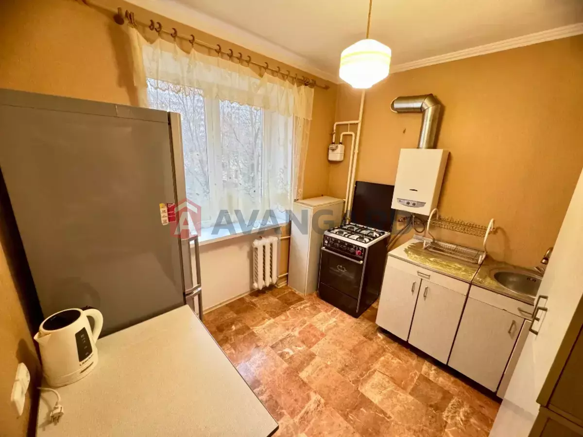 1 ��. ��������, 33/-/- ��. �., 2/5 ������ ���� 1