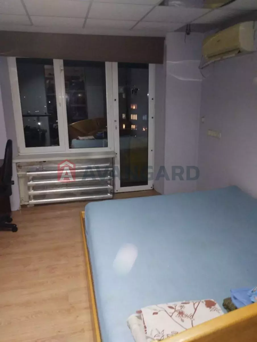 1 ��. ��������, 30/-/5 ��. �., 9/9 ������ ���� 10