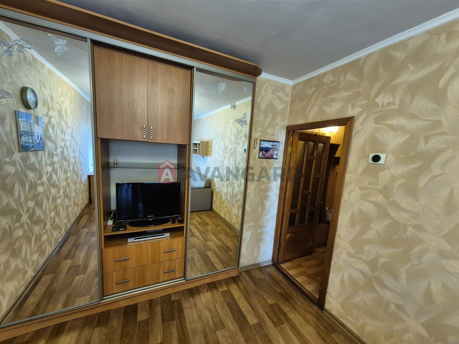 1 . , 30/-/6 . ., 2/5   13