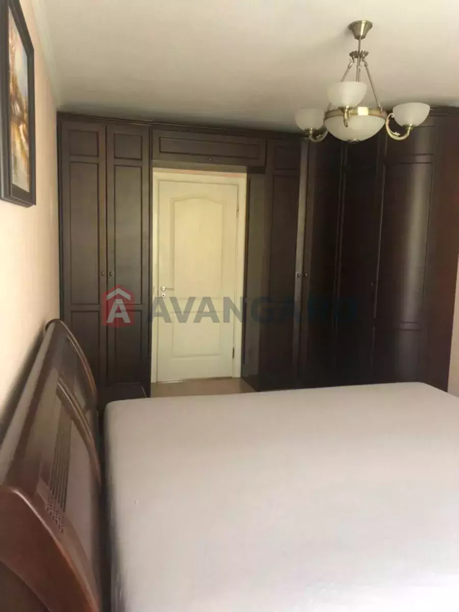 2 ��. ��������, 60/-/11 ��. �., 4/5 ������ ���� 7