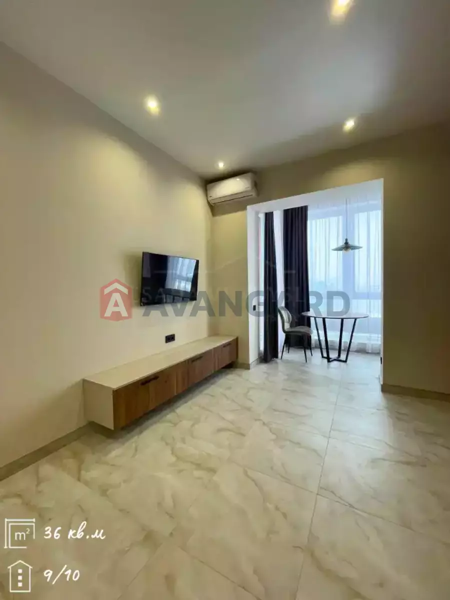 1 ��. ��������, 36/30/5 ��. �., 9/10 ������ ���� 7