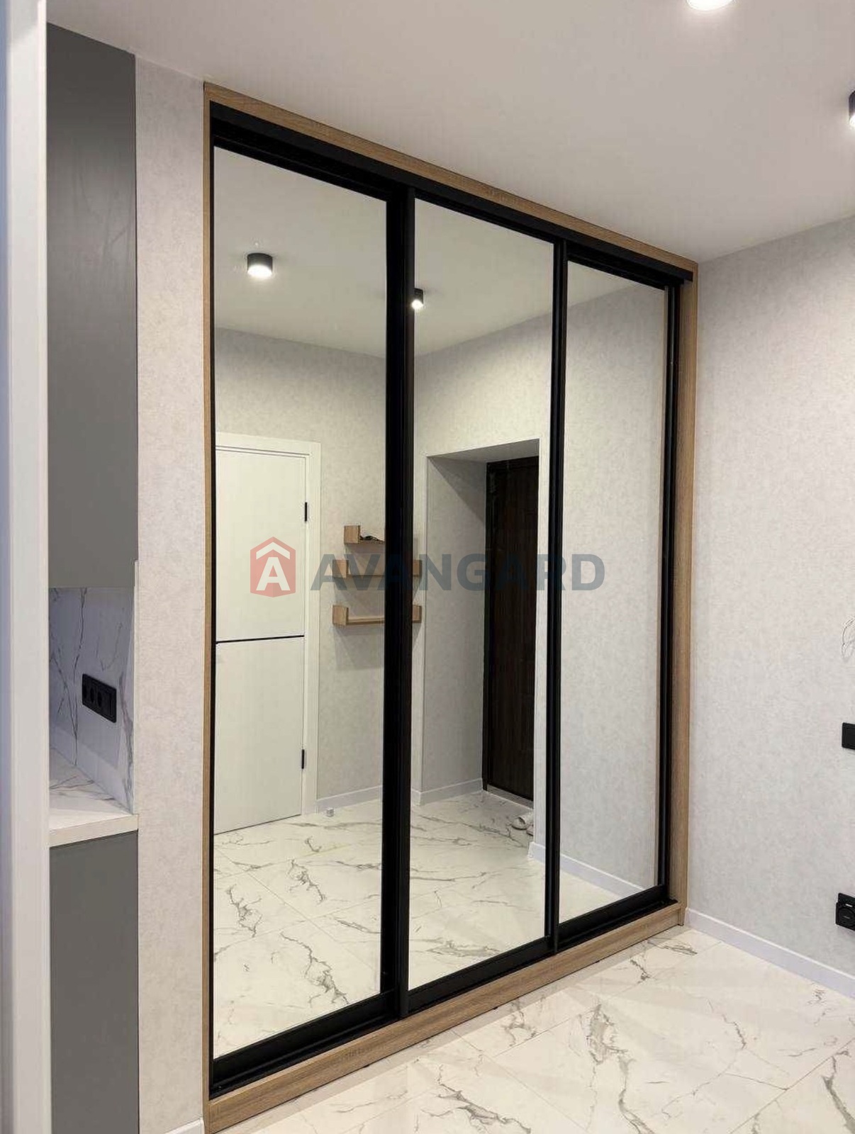 1 ��. ��������, 40/20/18 ��. �., 7/10 ������ ���� 19