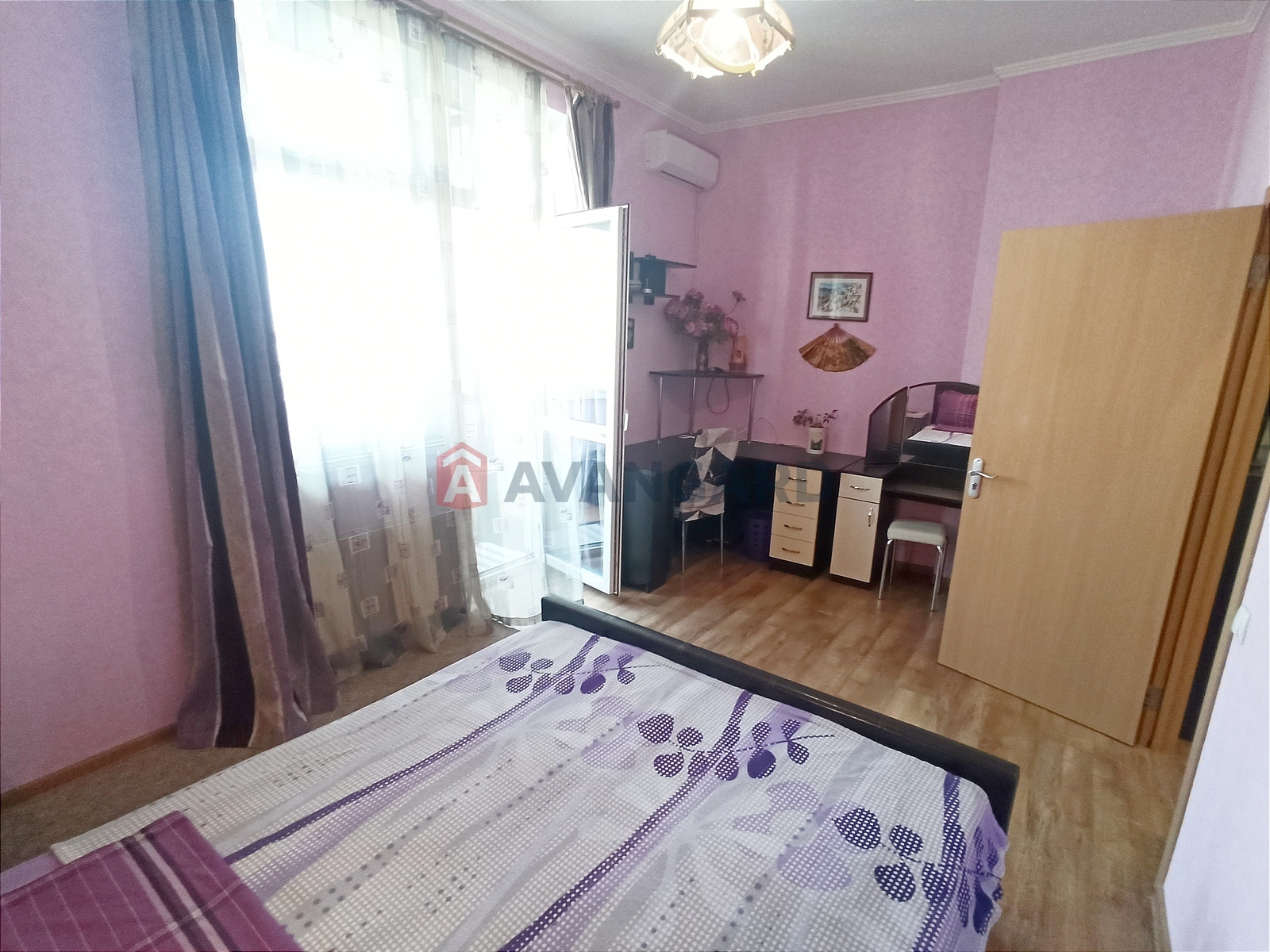 3 ����. ��������, 94/56/18 ��. �., 15/25 ���� ���� 6