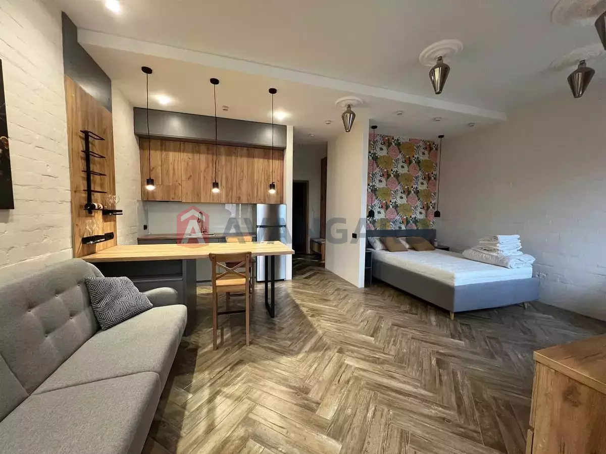 1 . , 42/-/- . ., 9/9   2