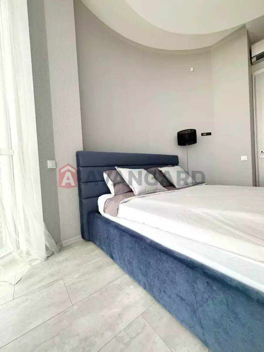 3 ��. ��������, 90/80/25 ��. �., 15/22 ������ ���� 25