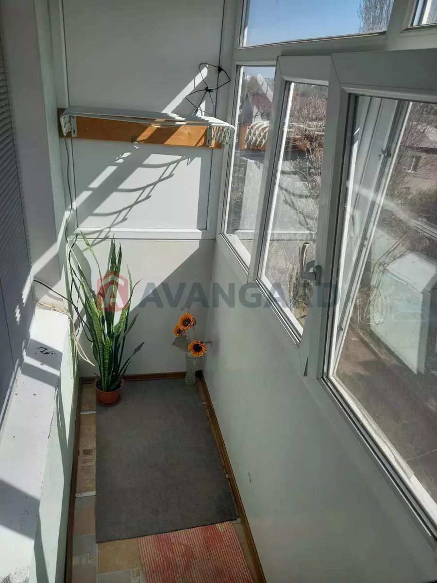 1 ��. ��������, 32/-/12 ��. �., 4/5 ������ ���� 5