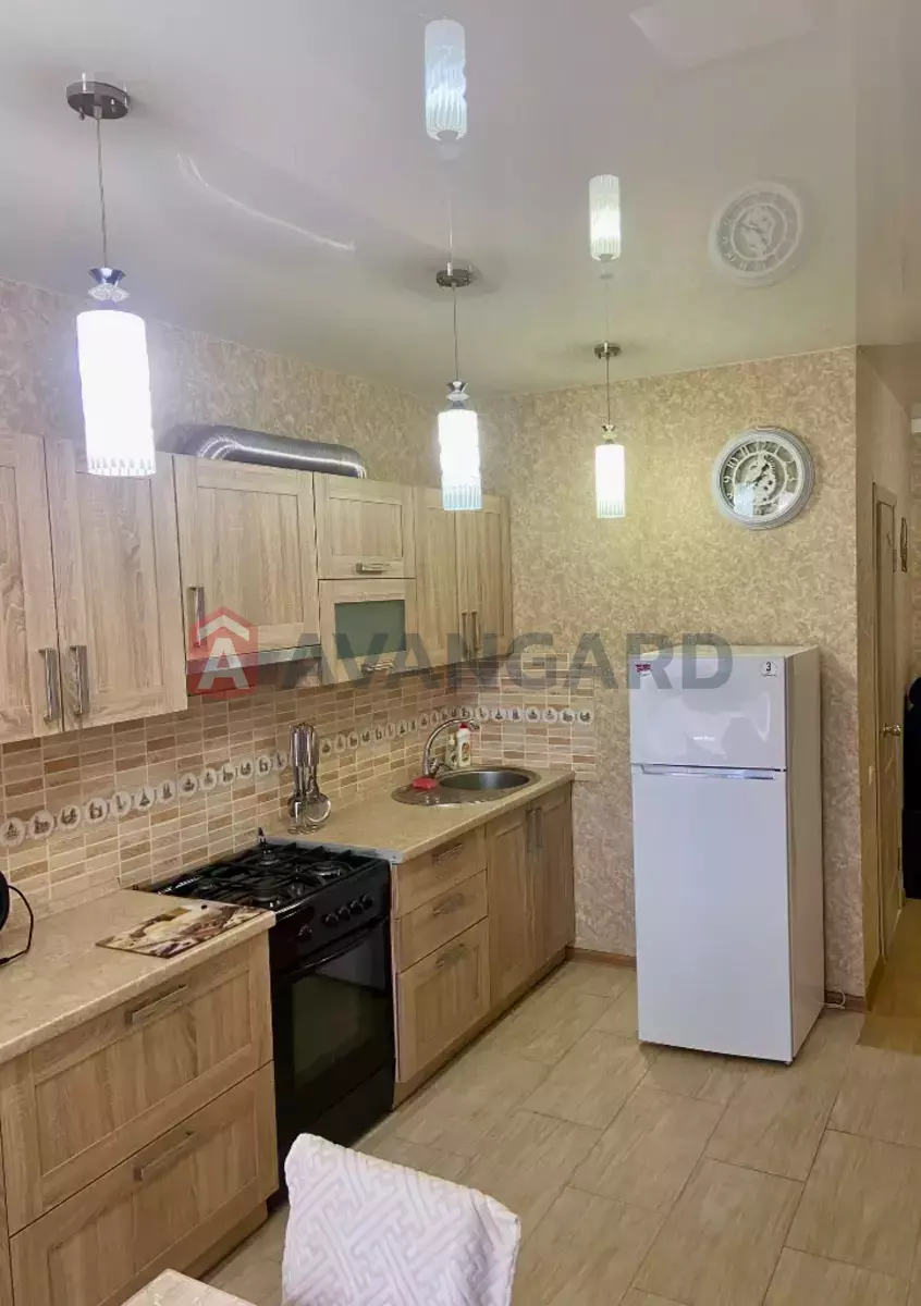 2 ����. ��������, 48/25/15 ��. �., 8/12 ���� ���� 7