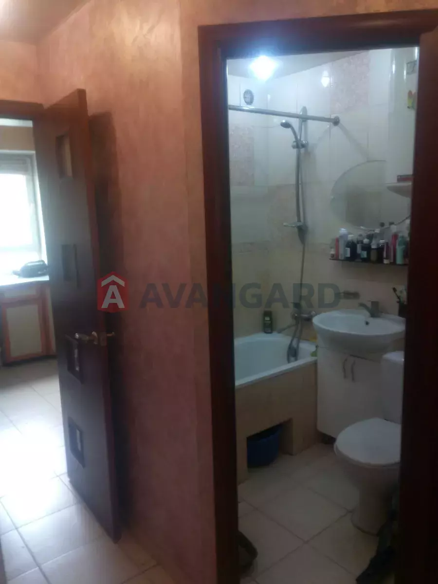 1 ����. ��������, 24/-/10 ��. �., 4/5 ���� ���� 6