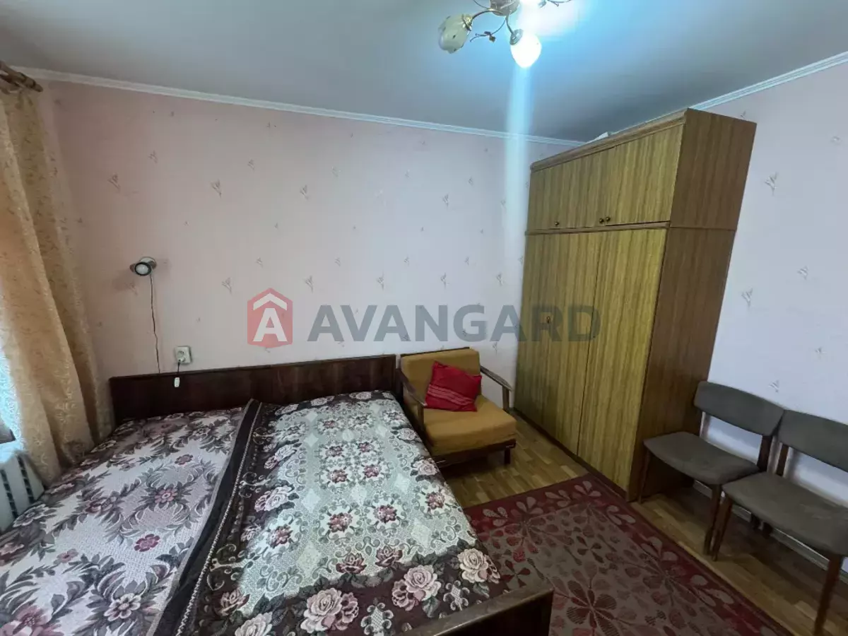 2 ��. ��������, 53/43/10 ��. �., 7/16 ������ ���� 4