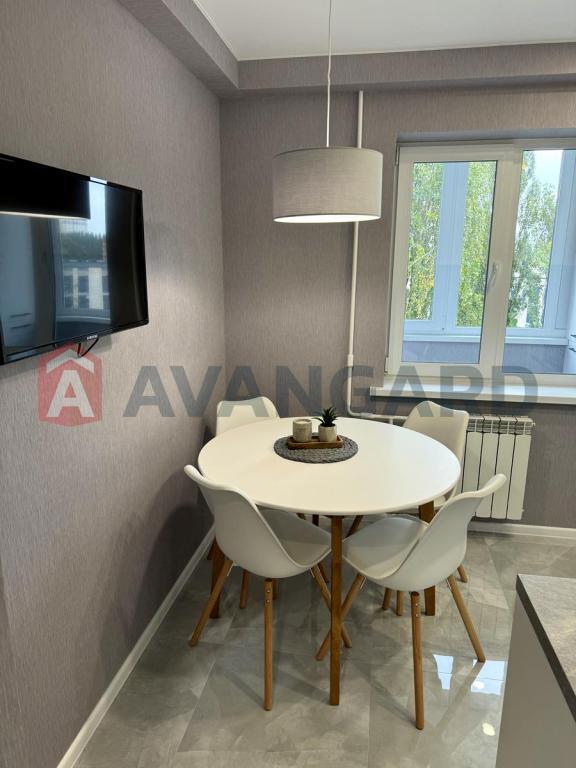 1 ��. ��������, 37/25/8 ��. �., 7/9 ������ ���� 10