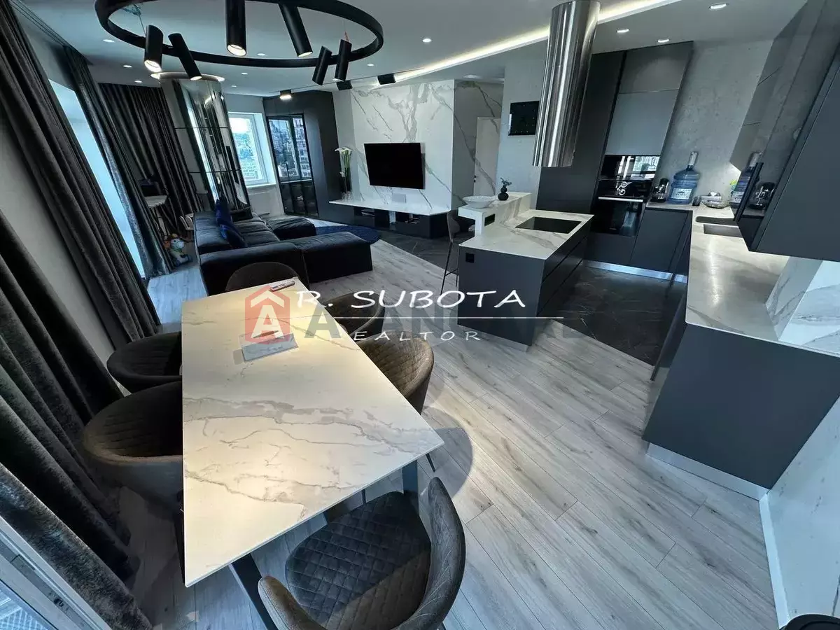 4 ��. ��������, 140/-/- ��. �., 19/24 ������ ���� 2