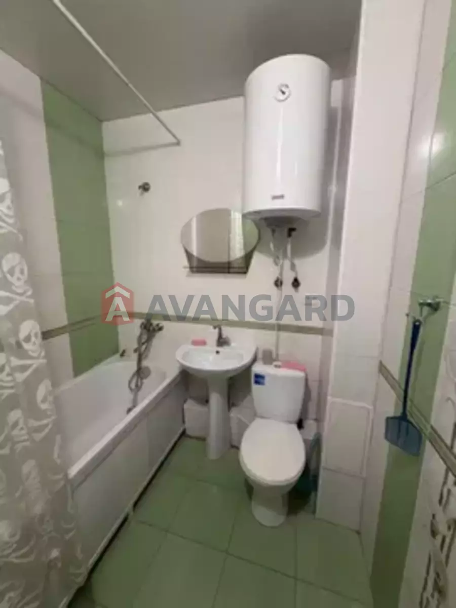 1 ��. ��������, 40/-/10 ��. �., 6/9 ������ ���� 12