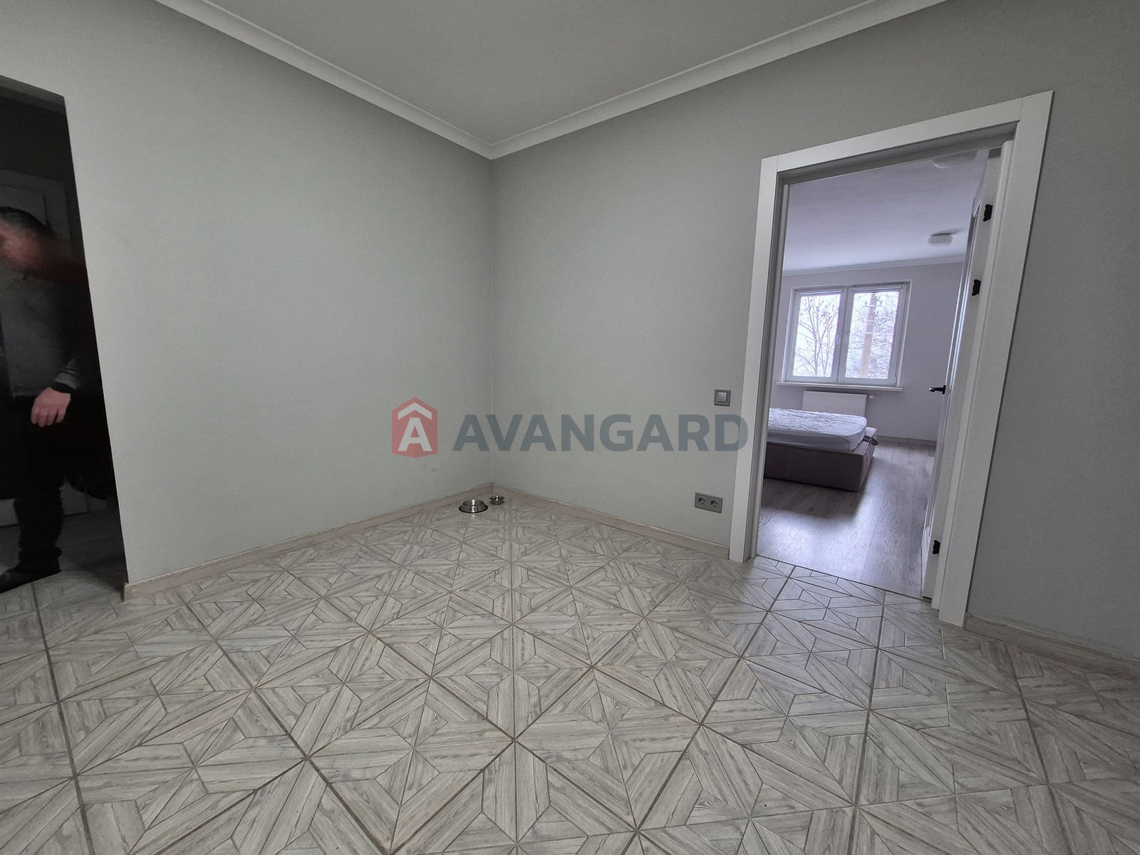 2 ��. ��������, 73/40/10 ��. �., 3/25 ������ ���� 17