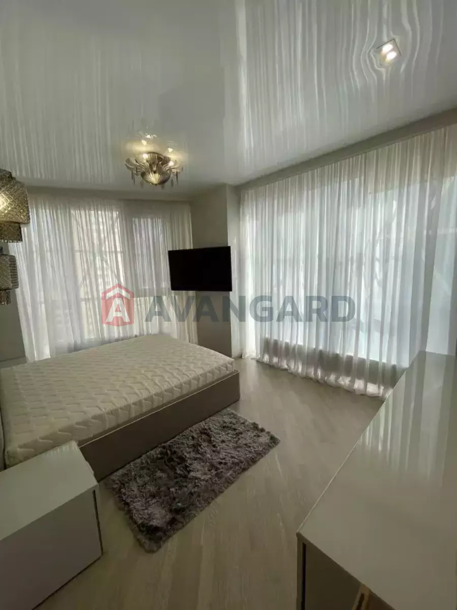 3 кім. квартира, 90/-/- кв. м., 8/24 поверх фото 5 3 кім. квартира, 90/-/- кв. м., 8/24 поверх фото 5