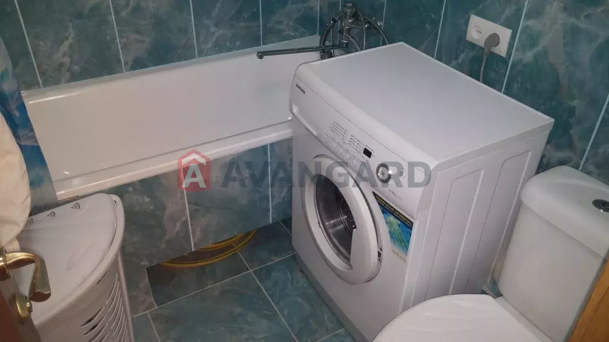 2 ��. ��������, 40/-/8 ��. �., 5/5 ������ ���� 1