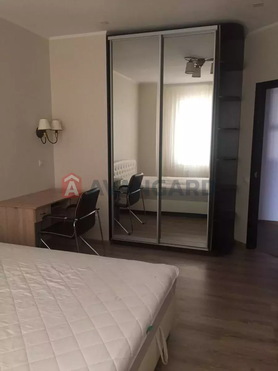 2 ��. ��������, 70/-/20 ��. �., 15/21 ������ ���� 13