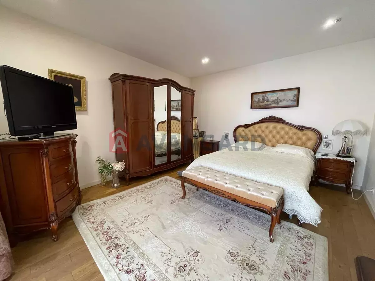 2 ��. ��������, 68/-/- ��. �., 15/17 ������ ���� 15