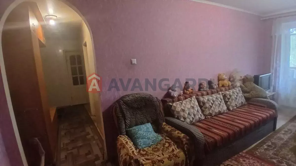 1 ��. ��������, 70/-/8 ��. �., 2/9 ������ ���� 1