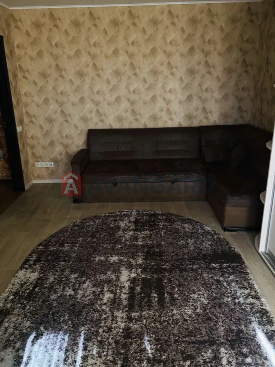 1 ��. ��������, 50/-/9 ��. �., 8/9 ������ ���� 7