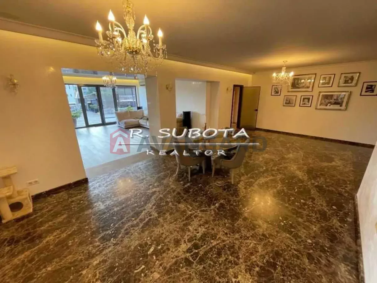 4 ����. ��������, 300/-/50 ��. �., 7/16 ���� ���� 6