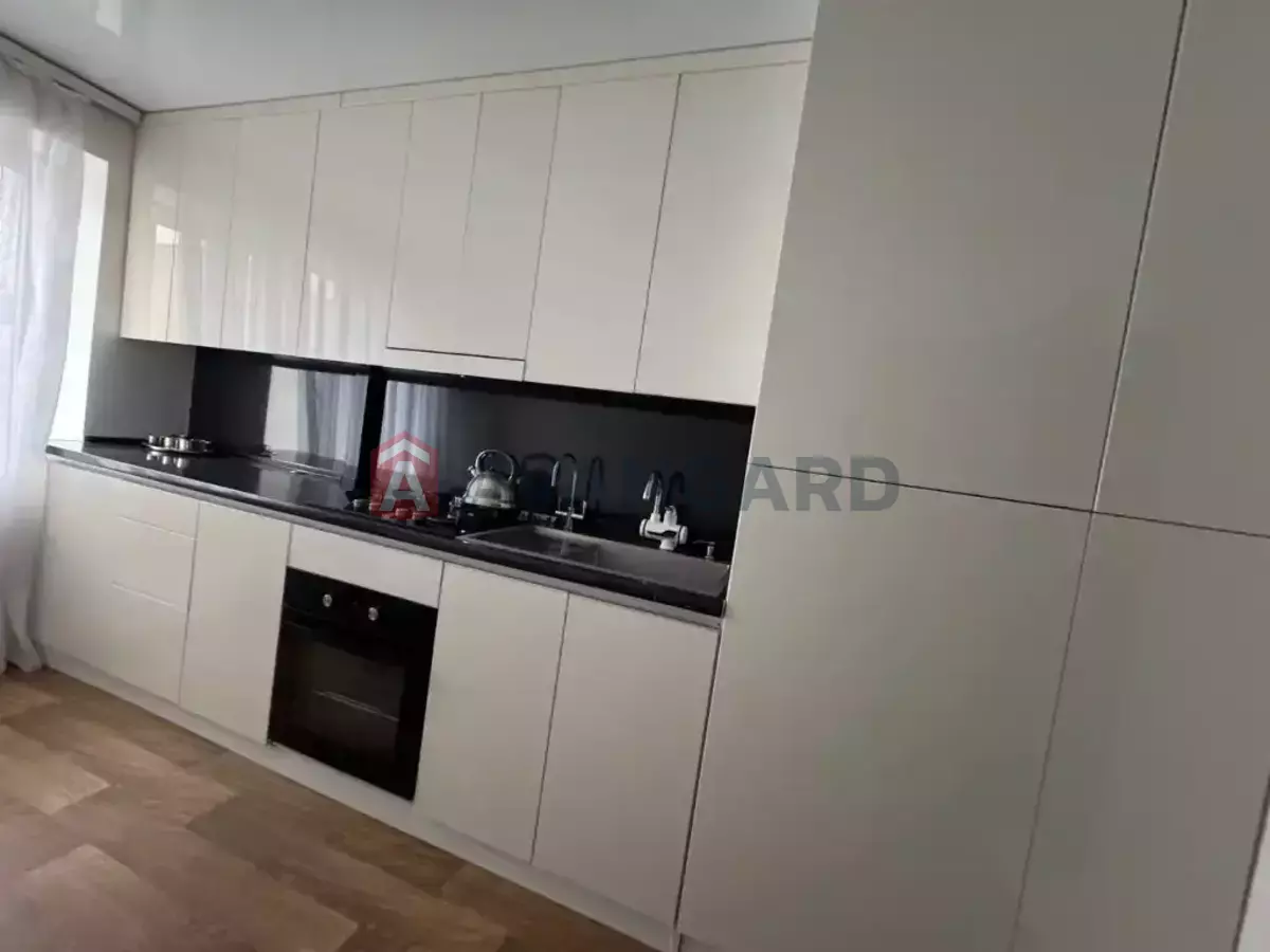 3 . , 68/-/- . ., 8/9   3