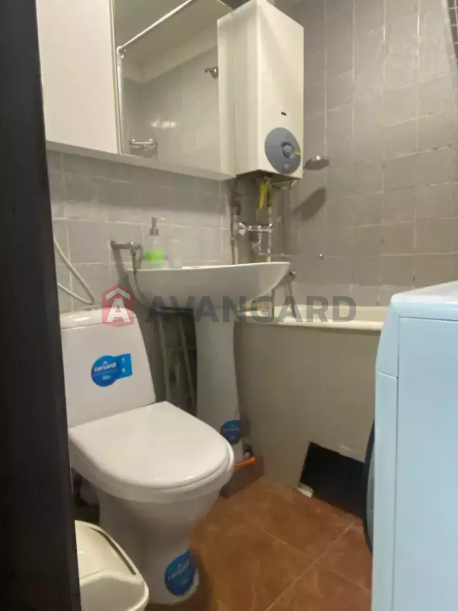 2 . , 45/-/- . ., 5/5   8