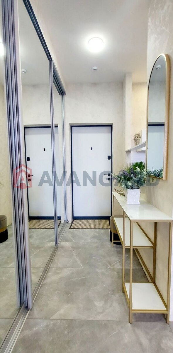 2 ����. ��������, 45/-/- ��. �., 15/18 ���� ���� 8