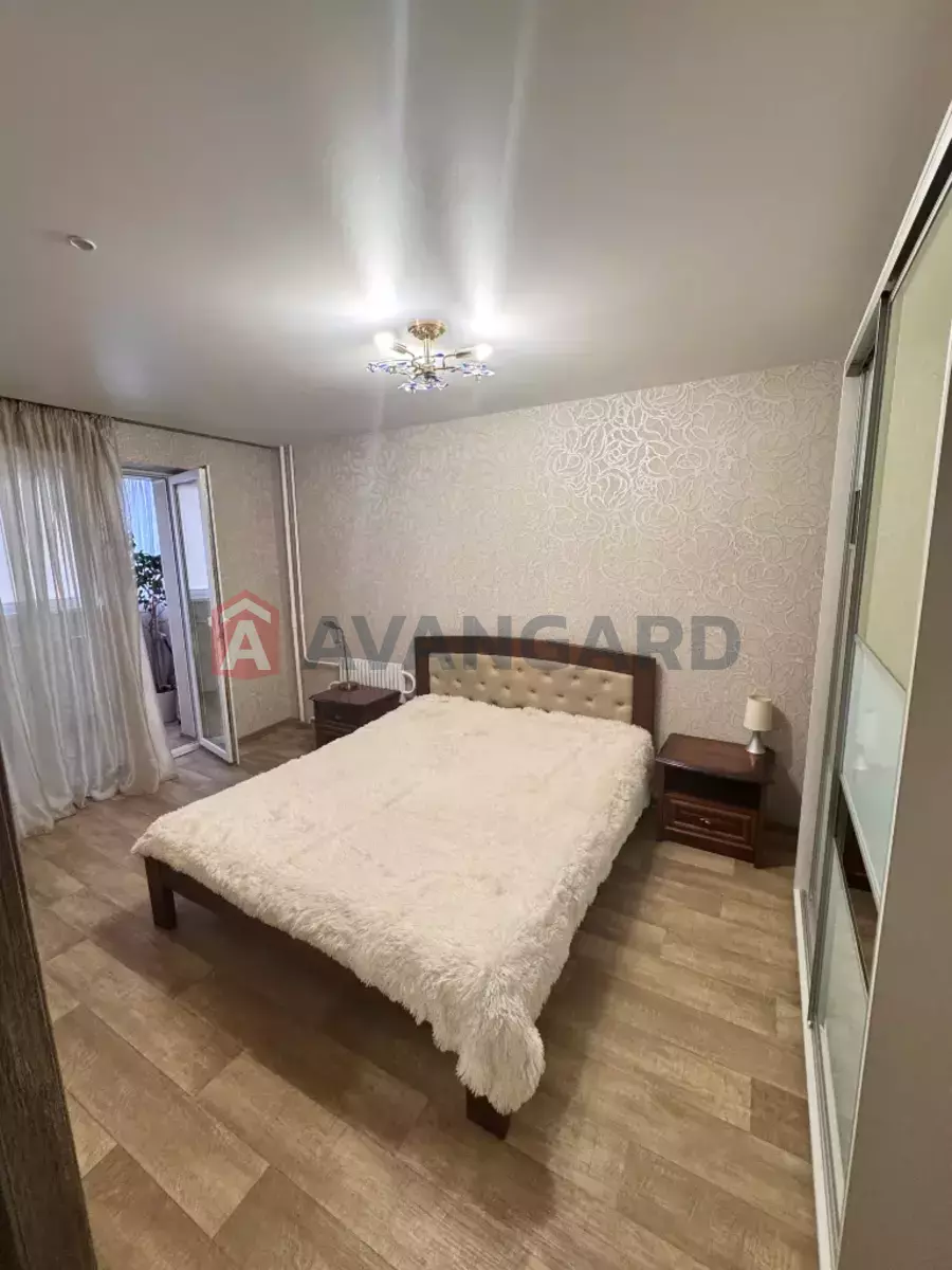 2 ����. ��������, 49/-/- ��. �., 3/9 ���� ���� 8