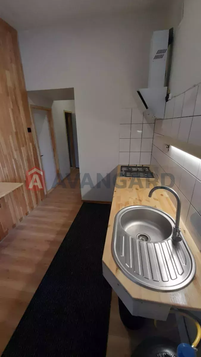 1 ��. ��������, 17/-/8 ��. �., 2/5 ������ ���� 2