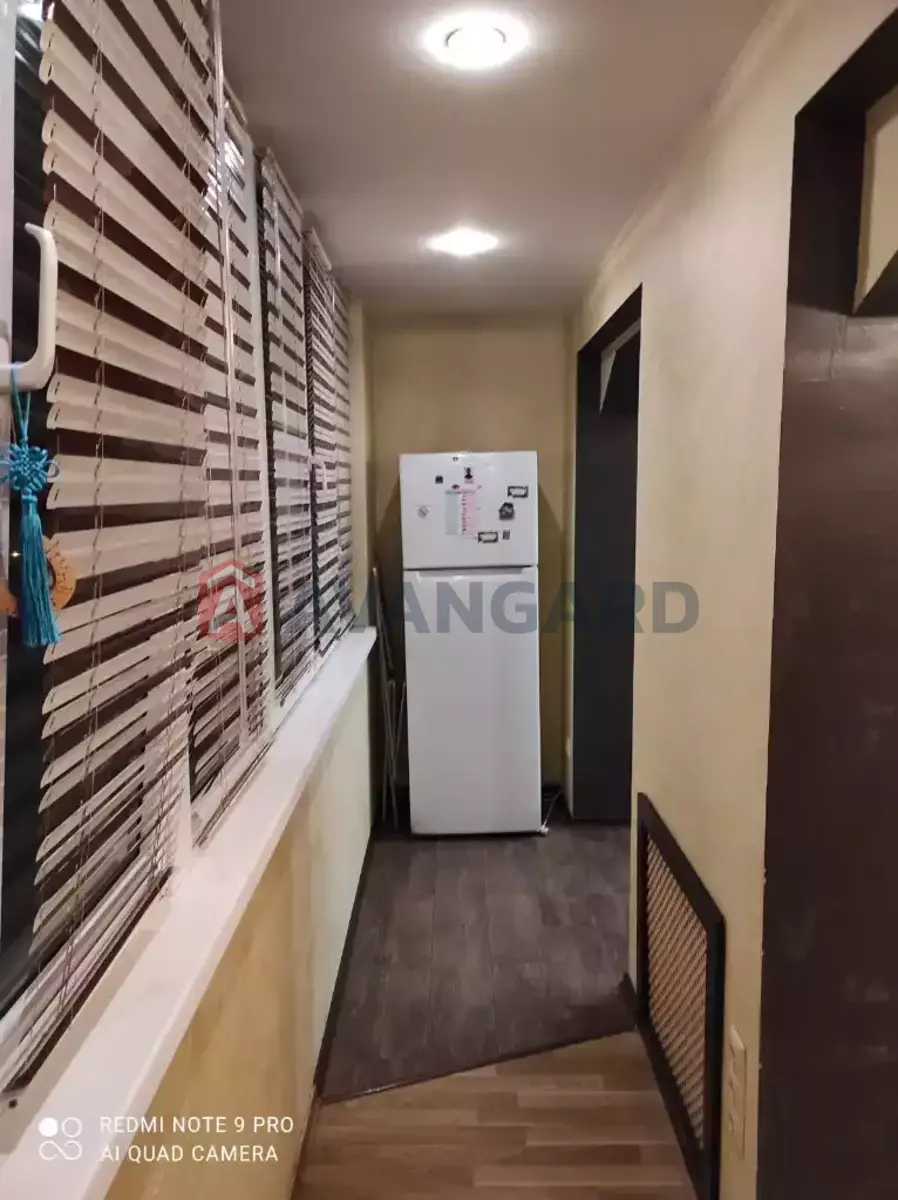 1 ����. ��������, 38/-/- ��. �., 8/9 ���� ���� 4