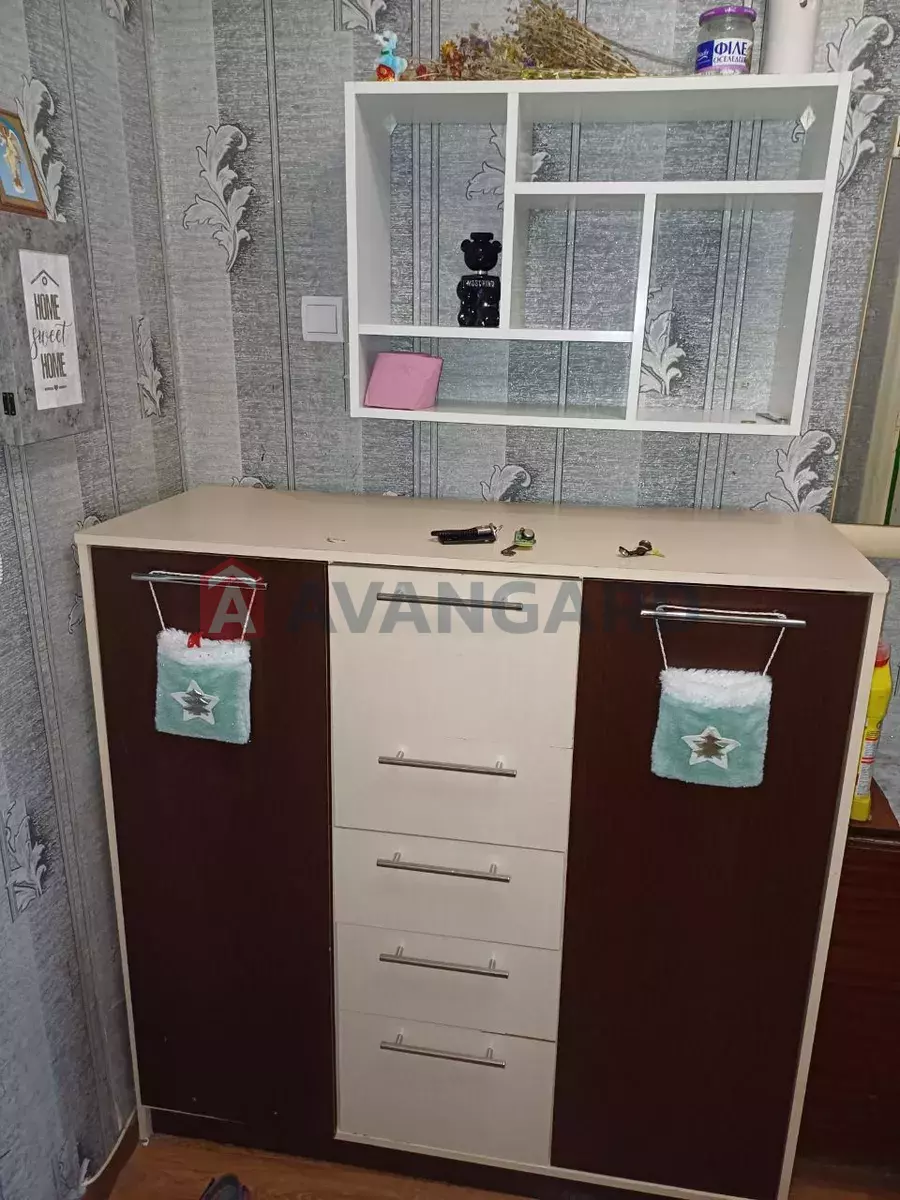 1 . , 37/-/8 . ., 3/3   5