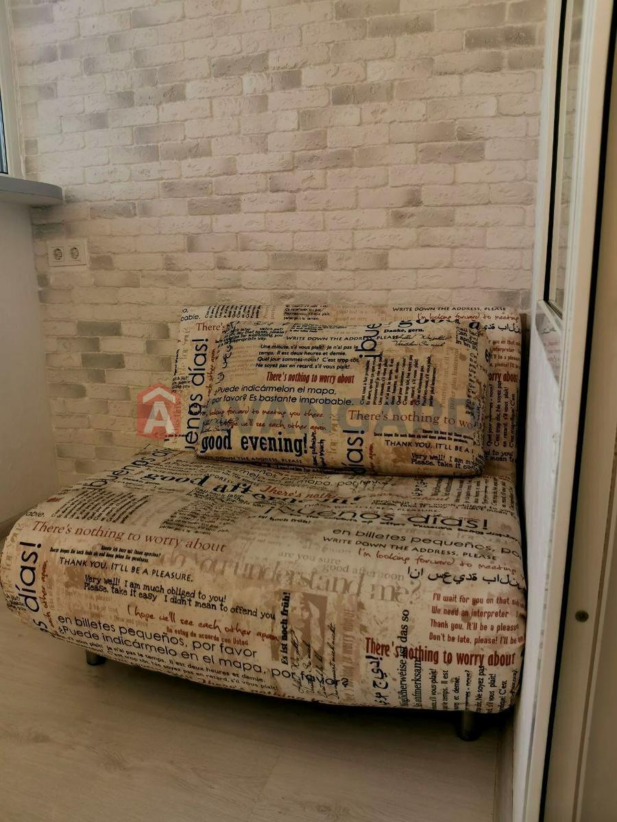 1 ��. ��������, 44 / 18 / 10 ��. �., 10/22 ������ ���� 12