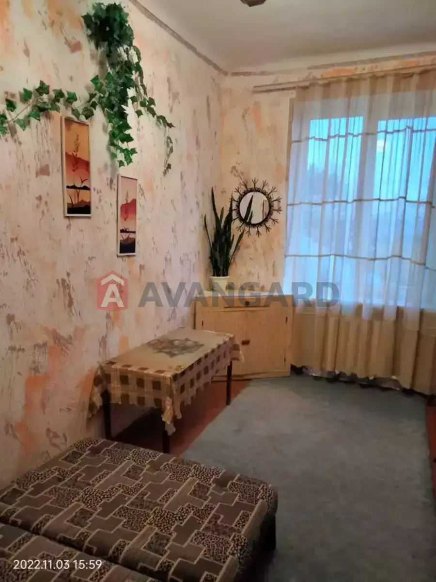 1 ��. ��������, 80/-/8 ��. �., 2/3 ������ ���� 1