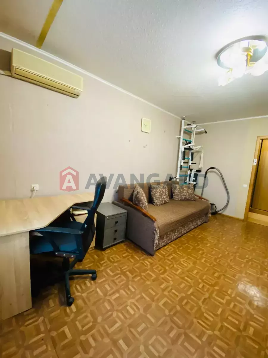 2 . , 69/-/9 . ., 9/9   7