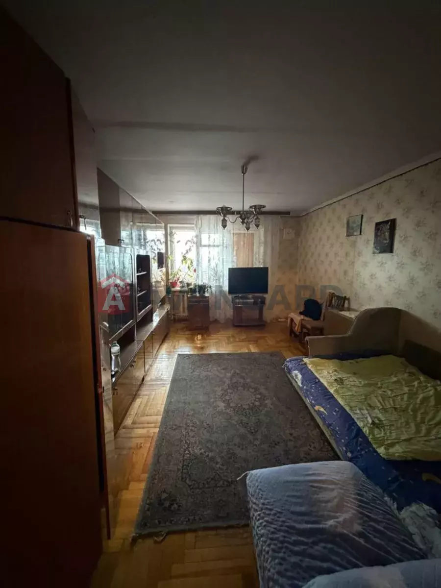 3 ����. ��������, 70/-/15 ��. �., 14/16 ���� ���� 3