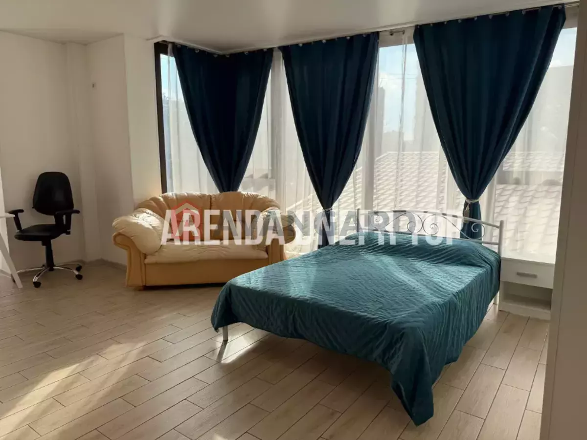 1 . , 44/-/- . ., 3/5   1