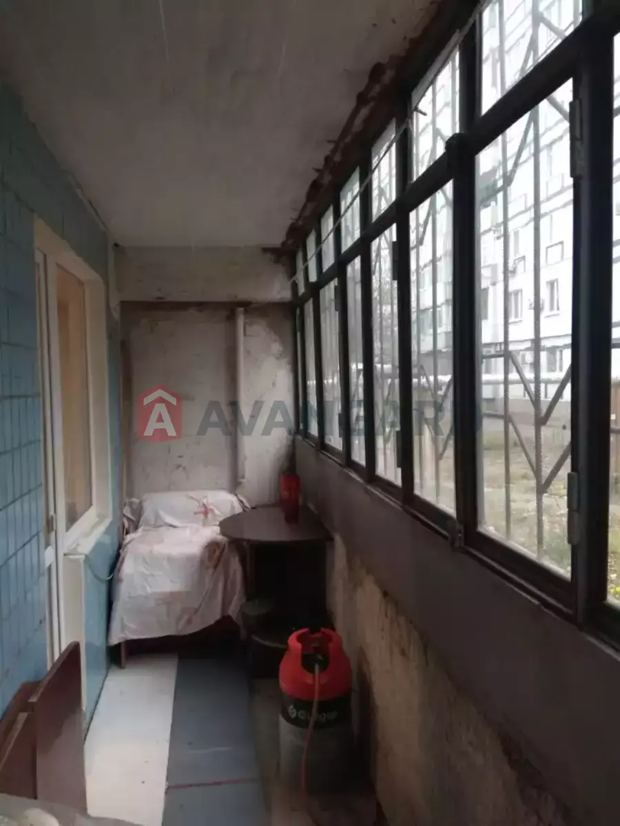 1 . , 42/19/8 . ., 1/12   21