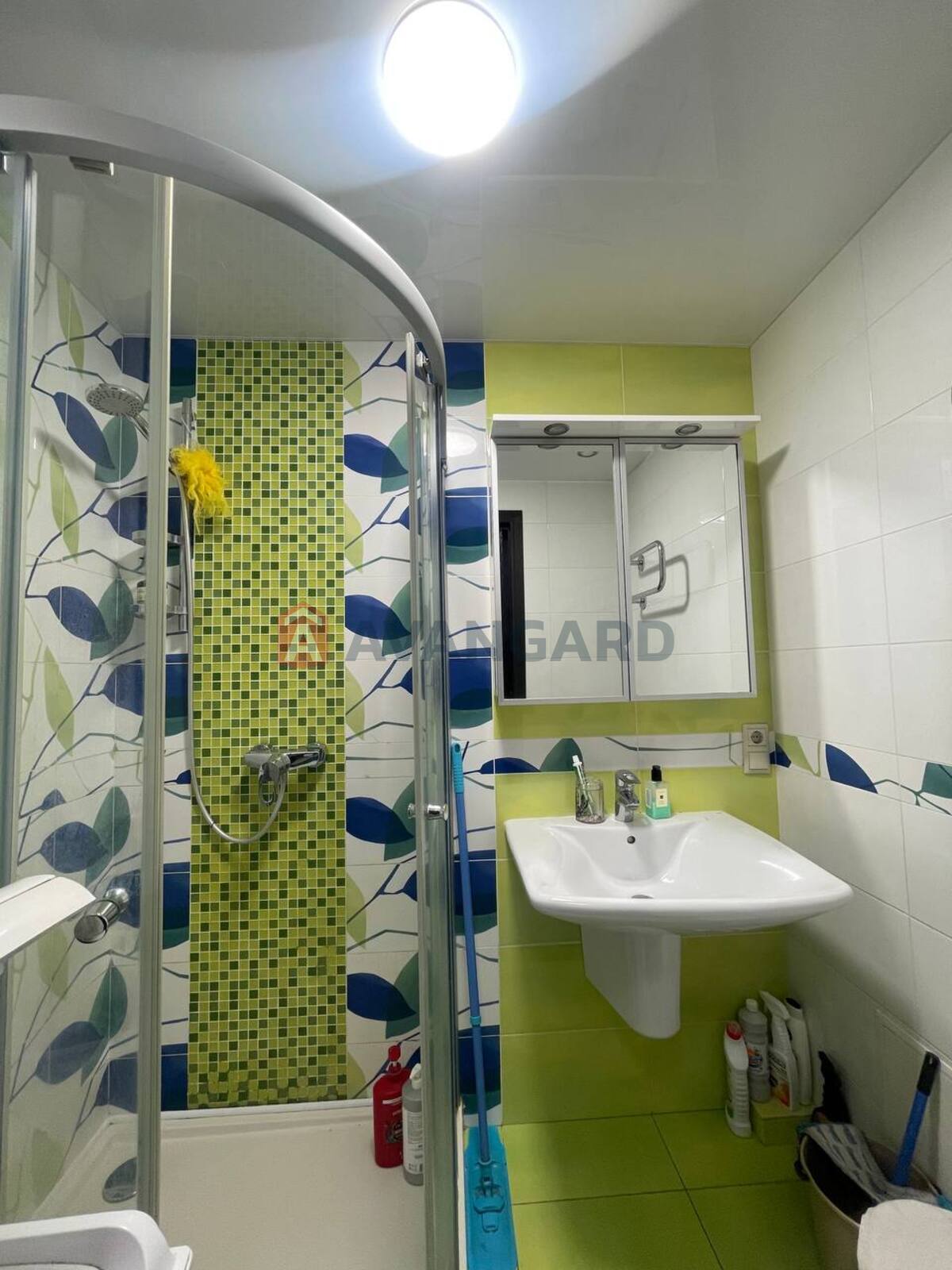 3 . , 68/40/9 . ., 2/9   9