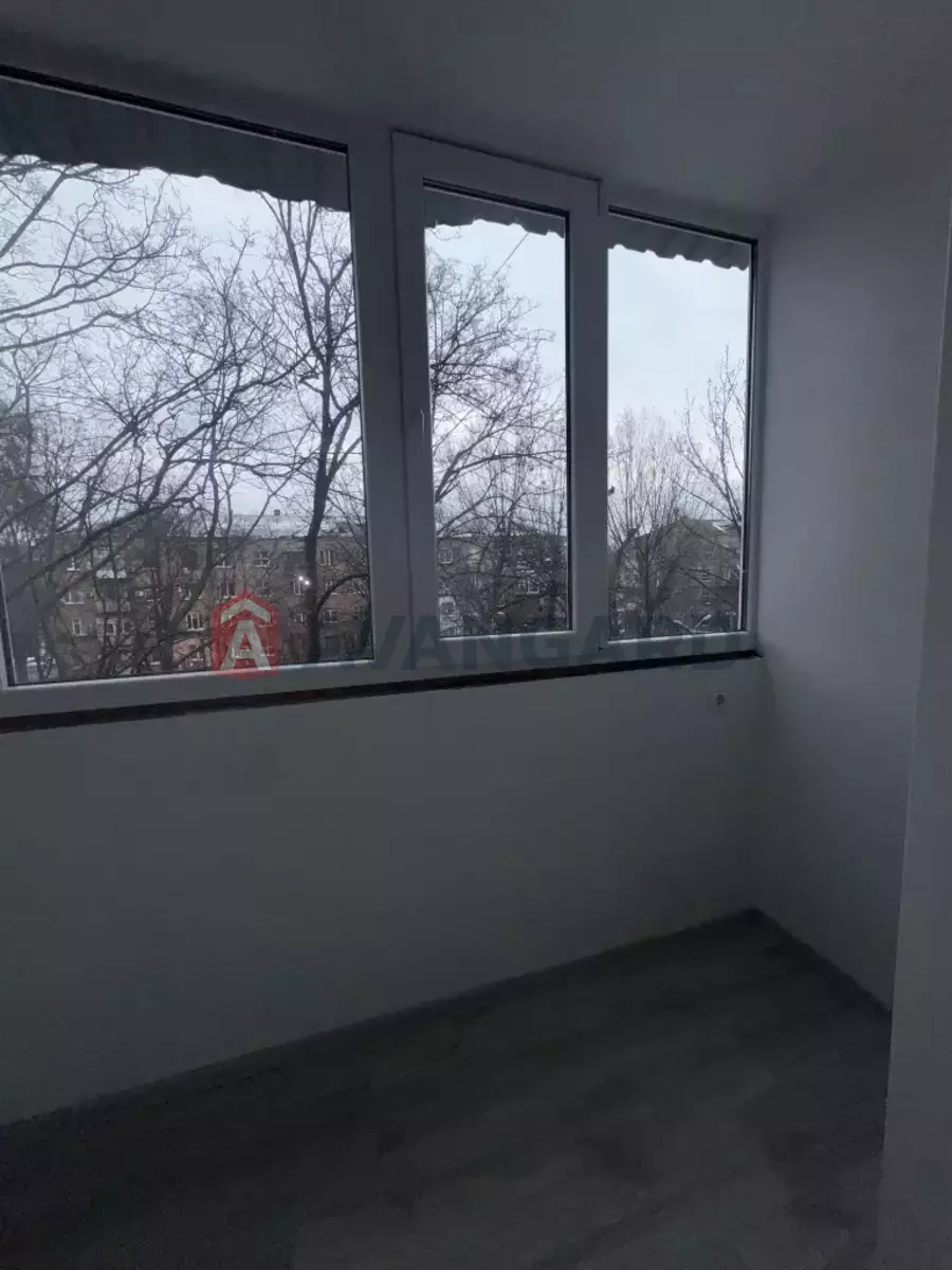 2 ��. ��������, 56/-/9 ��. �., 4/5 ������ ���� 12