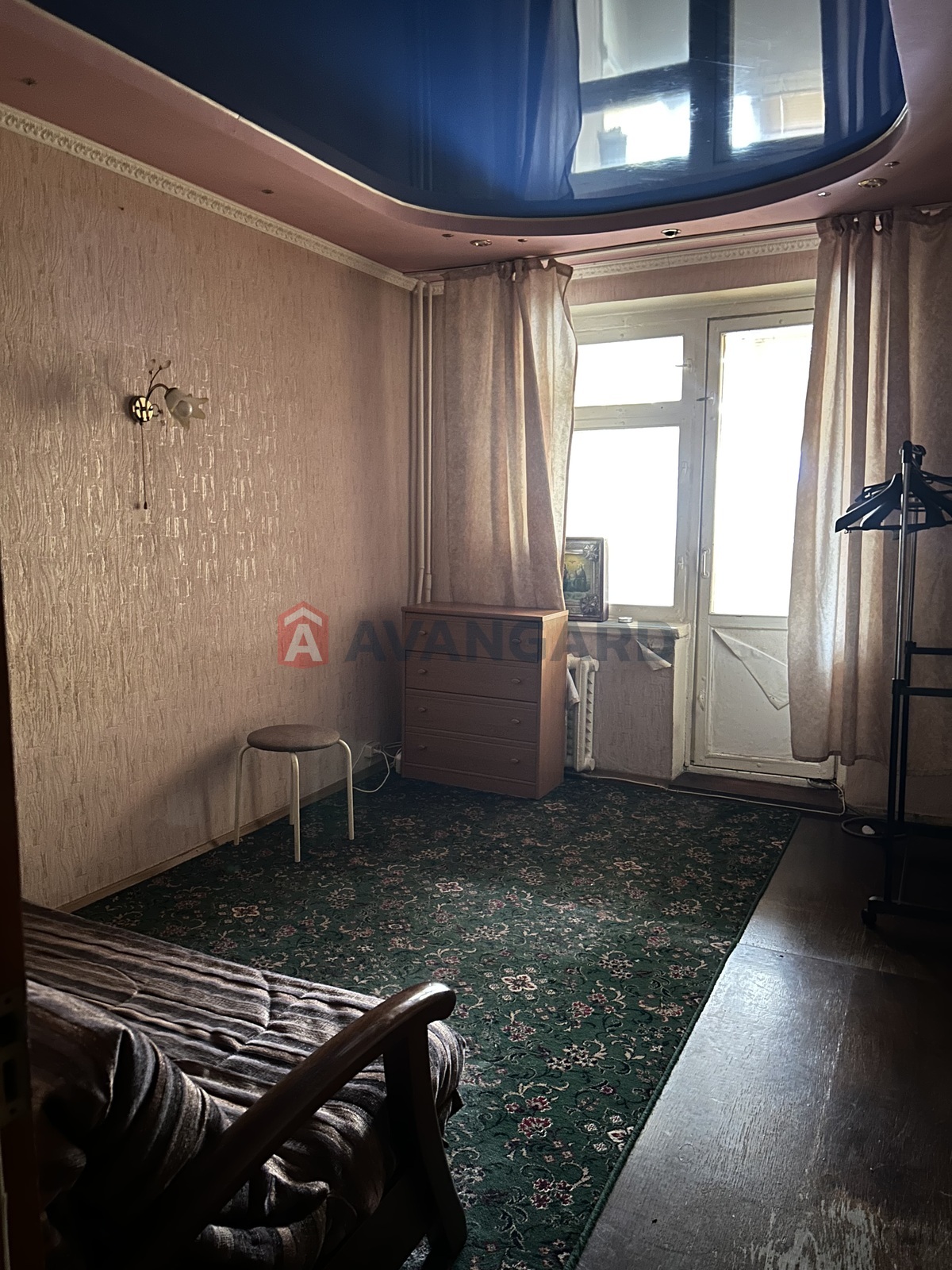 3 ��. ��������, 65/40/8 ��. �., 5/9 ������ ���� 12