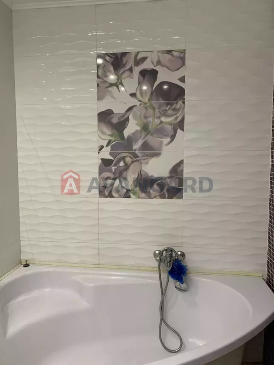 3 ����. ��������, 69/-/12 ��. �., 9/9 ���� ���� 8