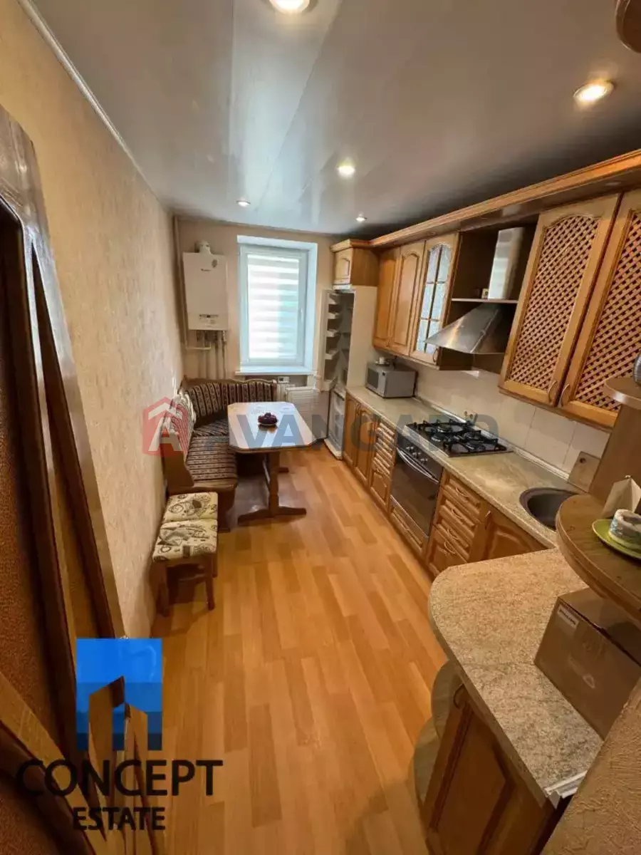 3 . , 57/-/9 . ., 6/10   12