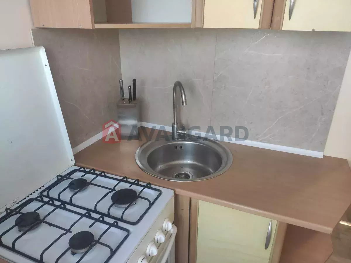 1 ��. ��������, 23/-/5 ��. �., 7/9 ������ ���� 10