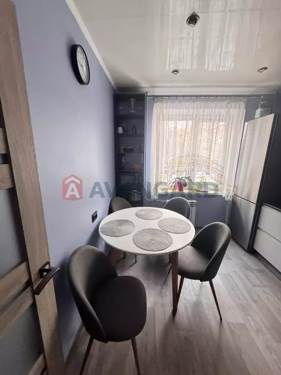 2 ��. ��������, 52/-/- ��. �., 3/9 ������ ���� 3