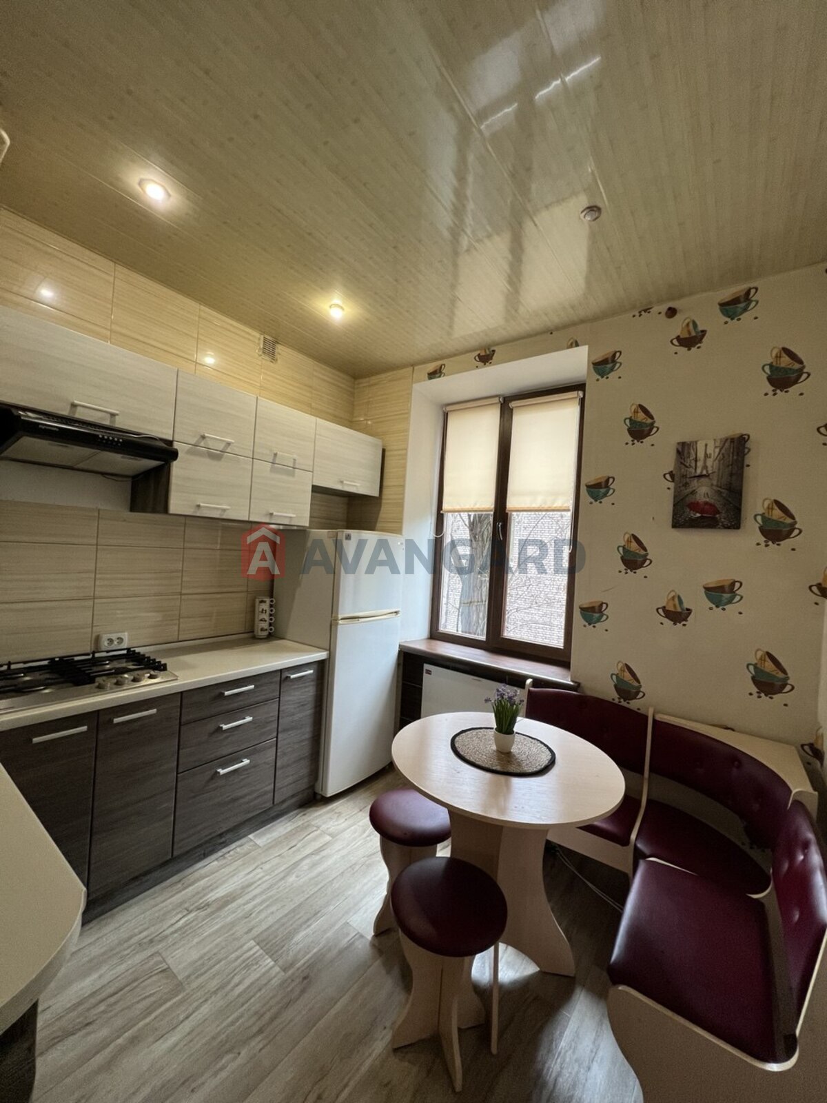 2 ��. ��������, 50/28/7 ��. �., 4/5 ������ ���� 11