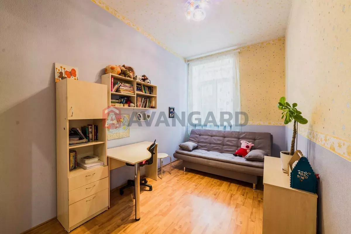 3 ����. ��������, 77/-/17 ��. �., 3/4 ���� ���� 12