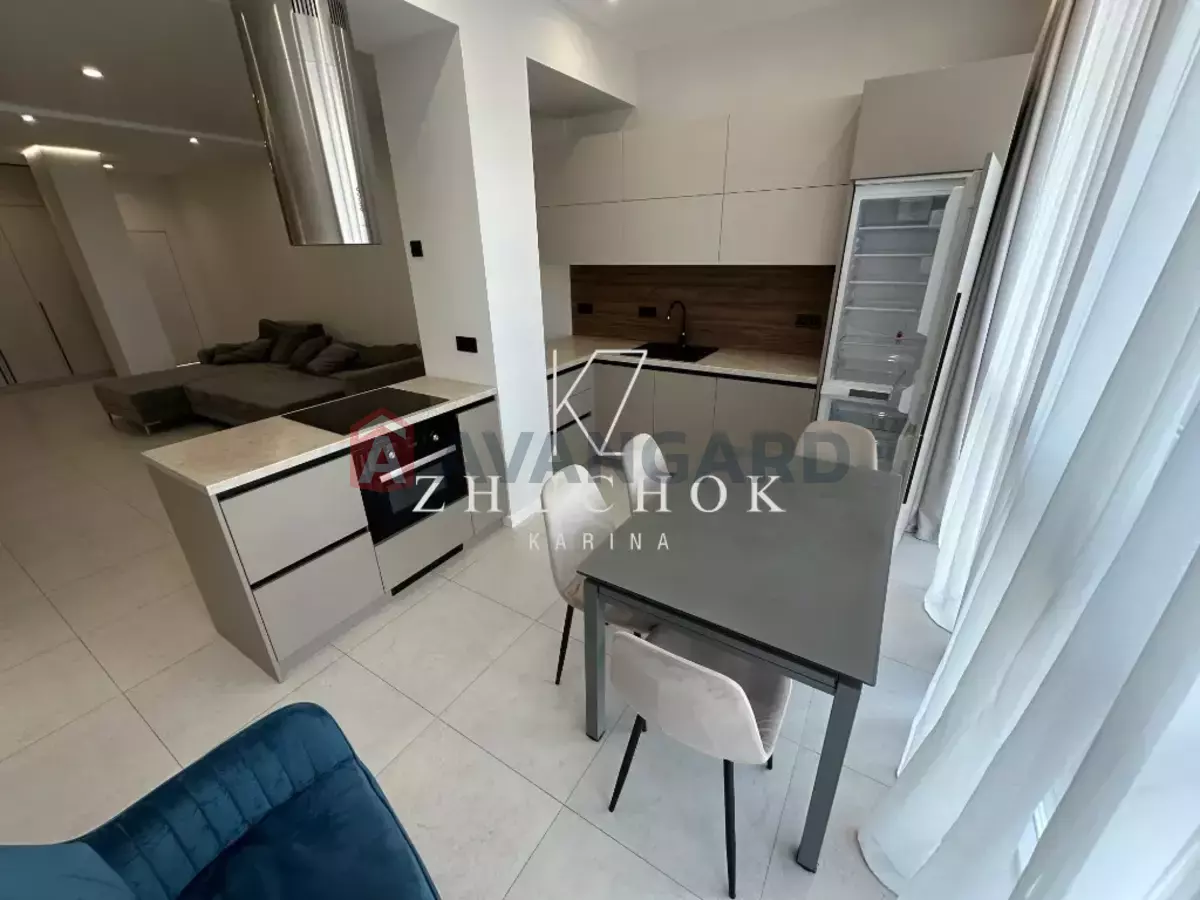 4 ��. ��������, 140/110/15 ��. �., 8/14 ������ ���� 2