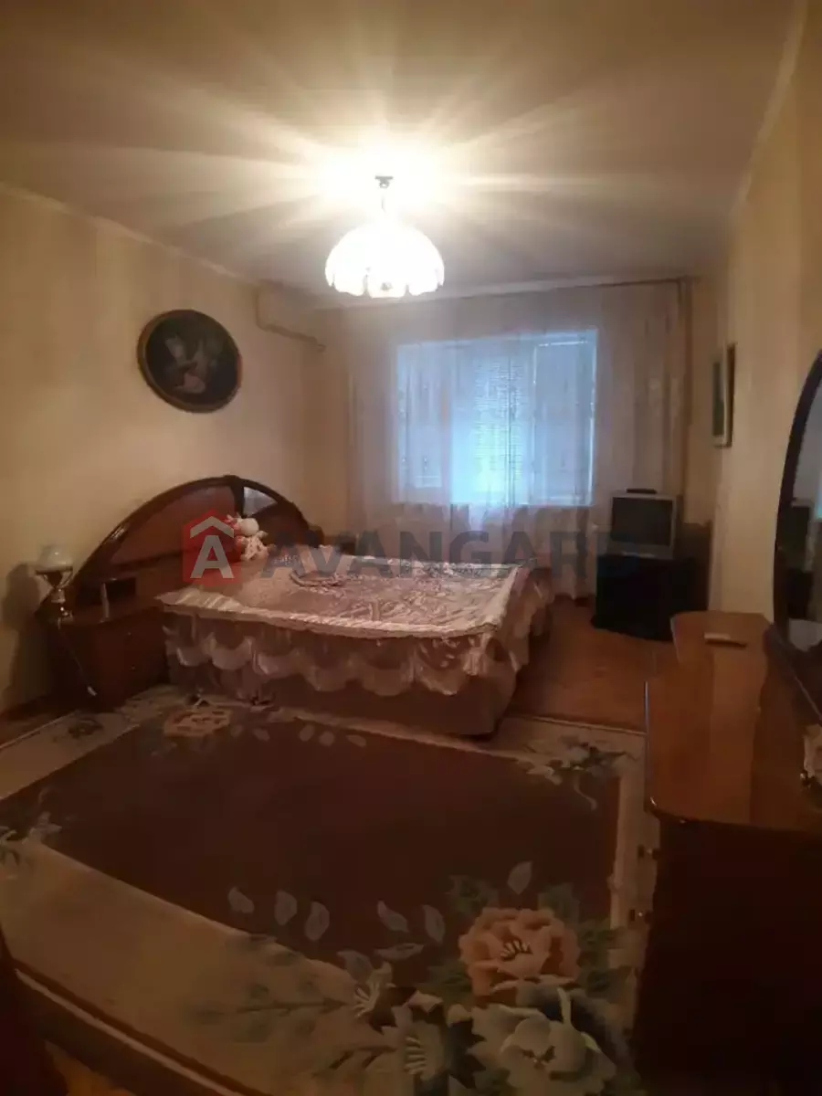 3 ��. ��������, 60/-/- ��. �., 8/9 ������ ���� 6