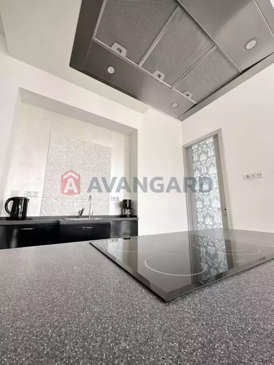 3 ��. ��������, 90/80/25 ��. �., 15/22 ������ ���� 5