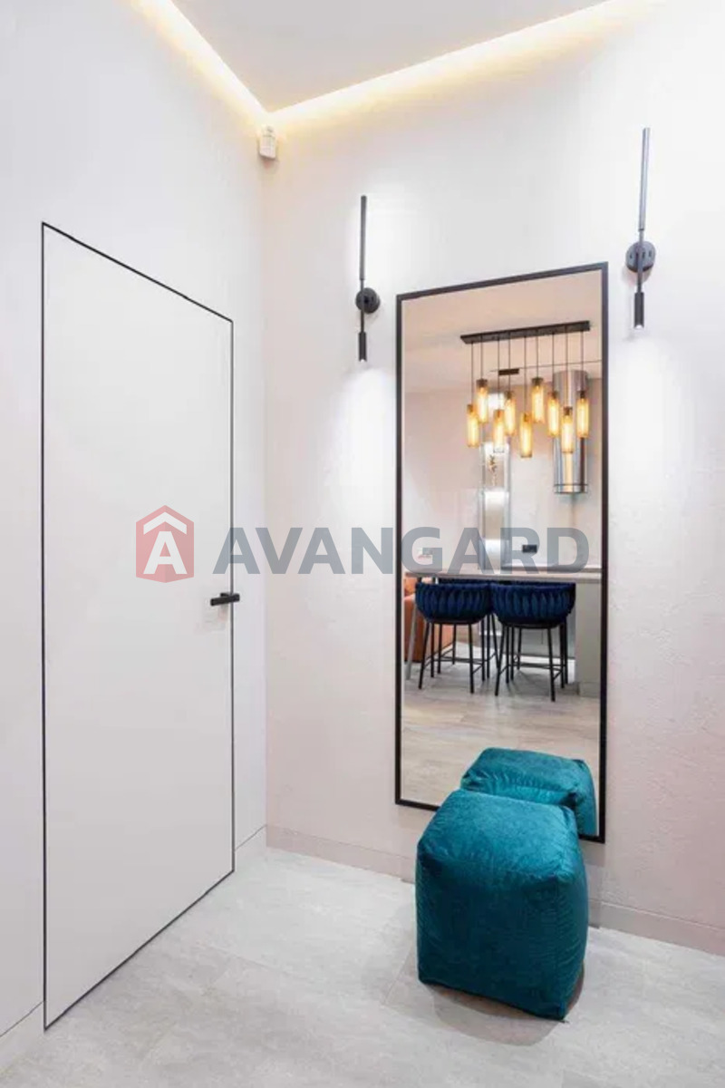 1 ��. ��������, 50/-/22 ��. �., 4/7 ������ ���� 19